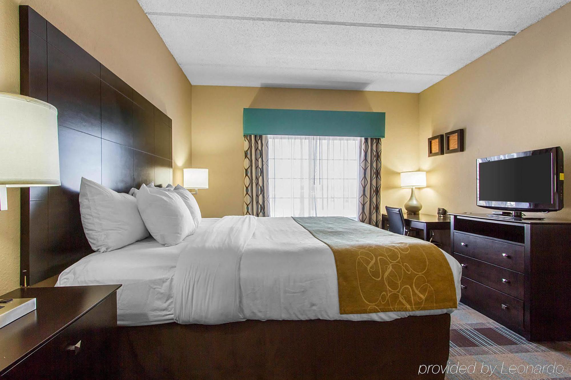 Comfort Suites Airport Kenner Exterior photo