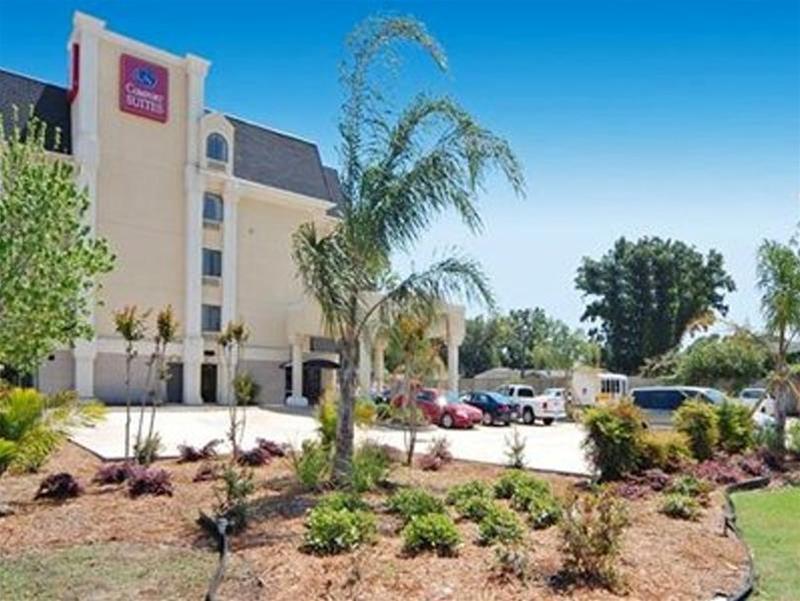 Comfort Suites Airport Kenner Exterior photo